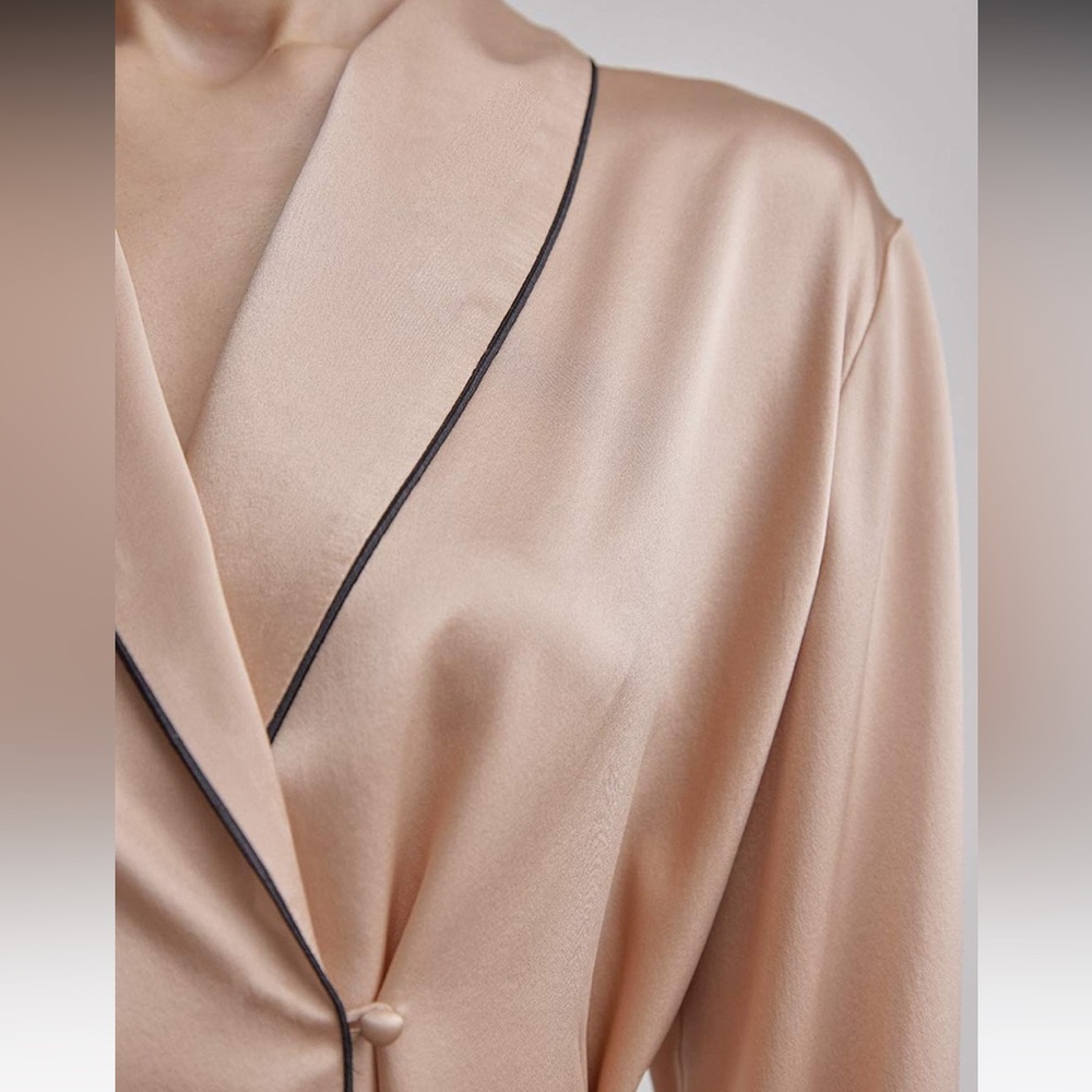 SILK MAISON SHAWL COLLAR SILK PAJAMA SHIRT - Picture 3 of 6